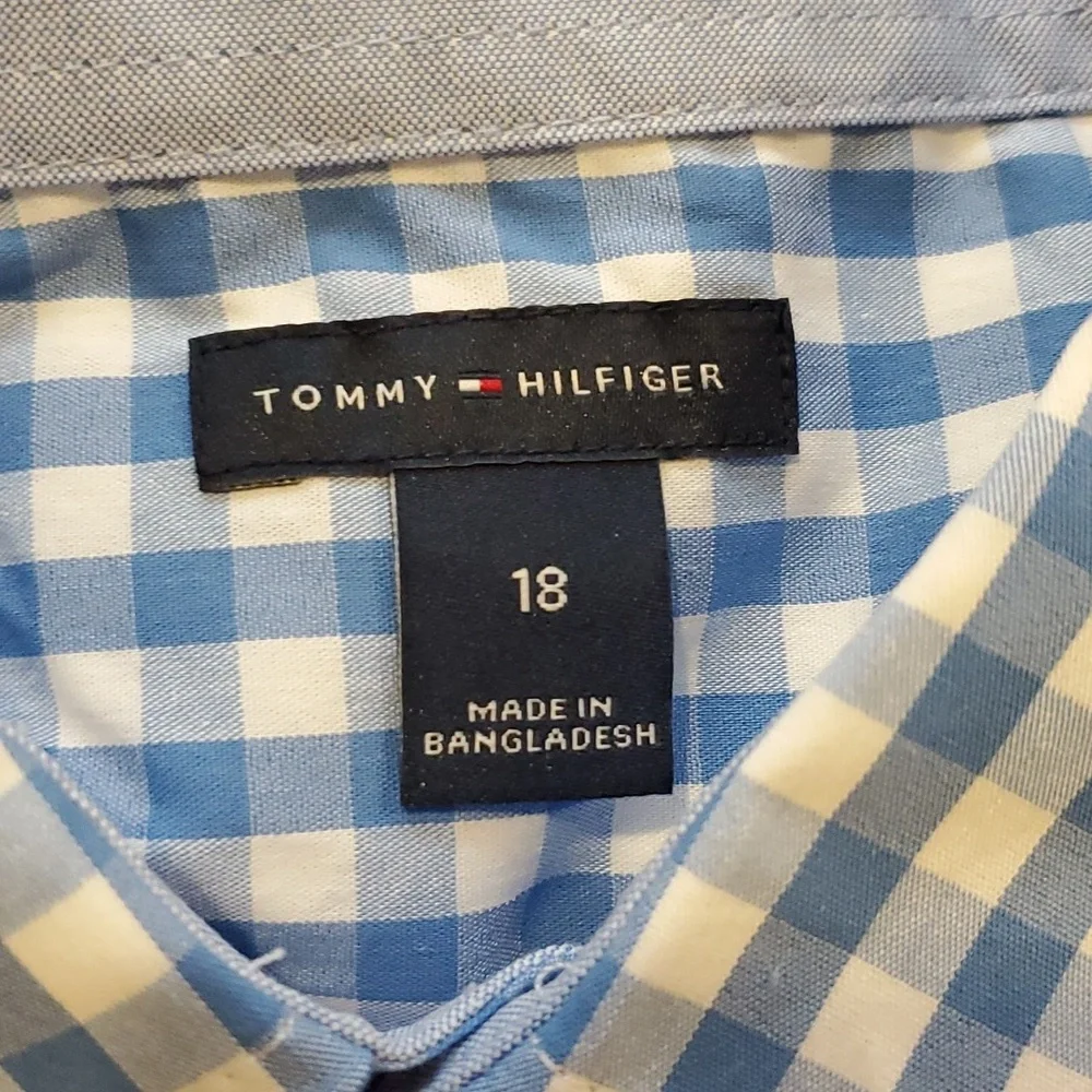 Tommy Hilfiger Dress Shirt And Tie - Picture 5 of 6